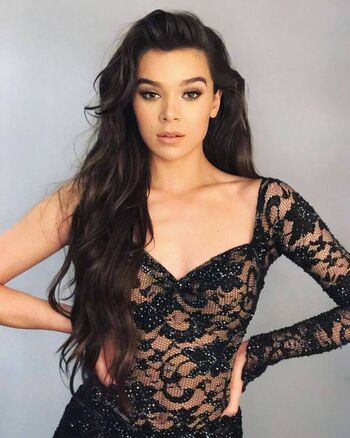 Full leaked Hailee steinfeld  page private photo