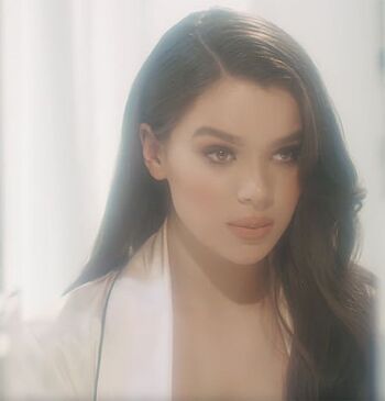 Full leaked Hailee steinfeld  page private photo