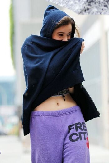 Full leaked Hailee steinfeld  page private photo
