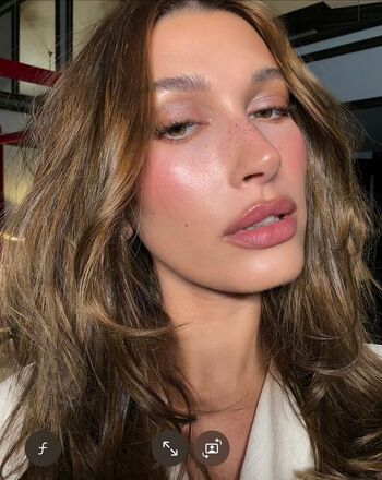 Hailey Baldwin Bieber