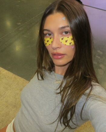 Full leaked Hailey baldwin bieber private photo