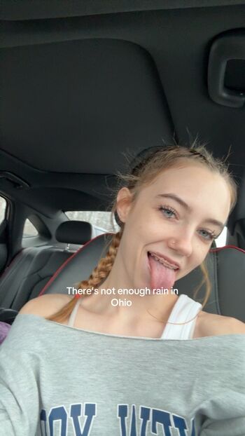 Leaked Hailey dewiel private photo viral onlyfans