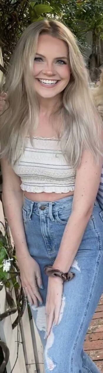 Full leaked Hailey malles private photo