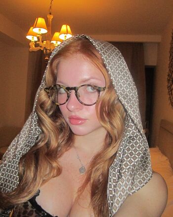 Full leaked Hailey skyye private photo
