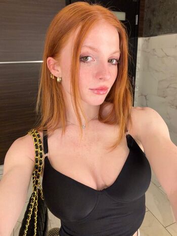 Full leaked Hailey skyye private photo