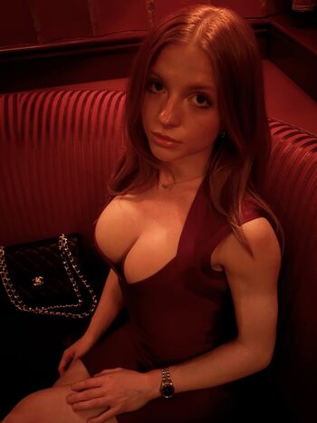 Full leaked Hailey skyye private photo