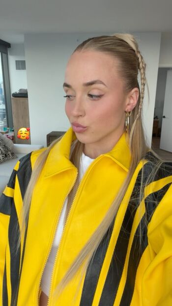 Full leaked Hailey van lith page private photo