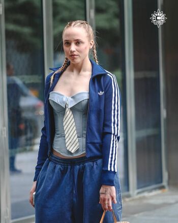 Full leaked Hailey van lith private photo