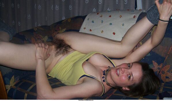 Full leaked Hairy milf private photo