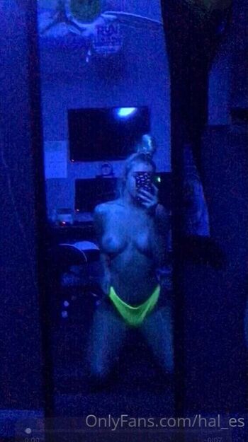 Full leaked Hal es private photo
