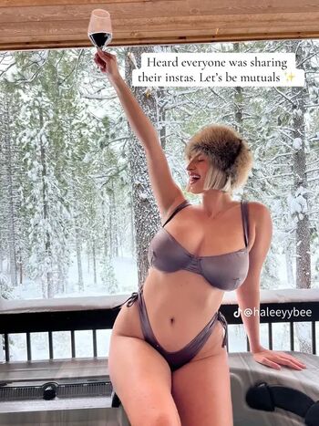 Full leaked Haley booth private photo