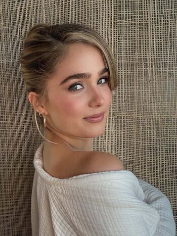 Haley Lu Richardson