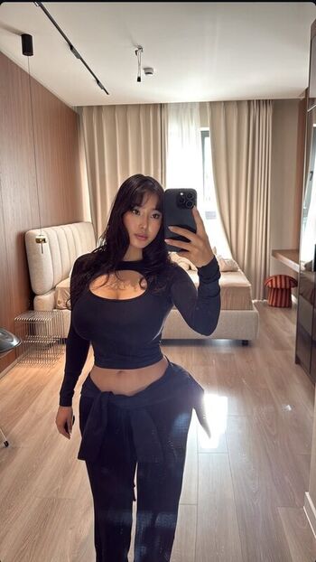 Full leaked Haliun b private photo