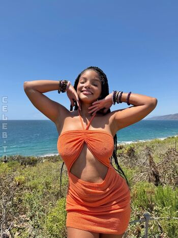 Full leaked Halle bailey page private photo