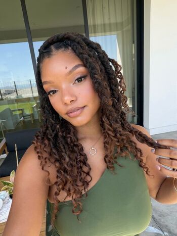 Full leaked Halle bailey private photo