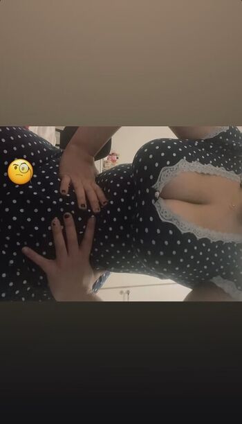 Full leaked Halola page private photo