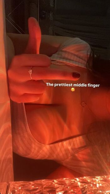 Full leaked Halola page private photo