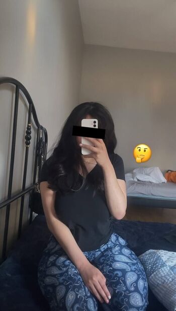 Full leaked Halola private photo