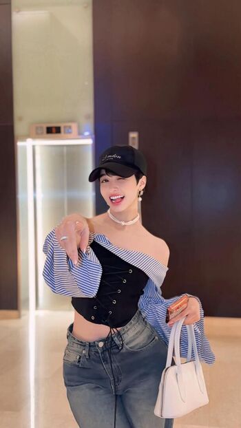 Full leaked Hanenn private photo