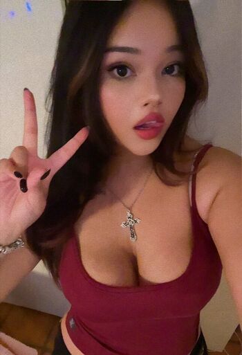 Full leaked Hanilovesyouu private onlyfans photo