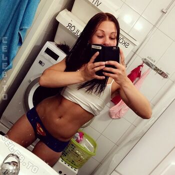 Full leaked Hanna strand private photo