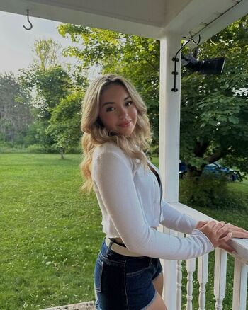 Full leaked Hannah bouchard private photo