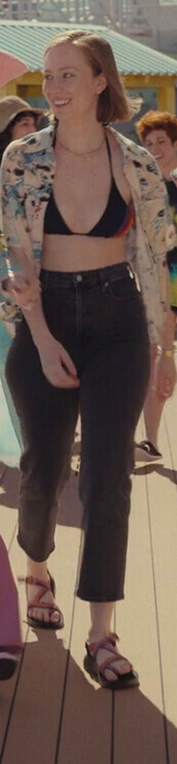 Full leaked Hannah einbinder page private photo