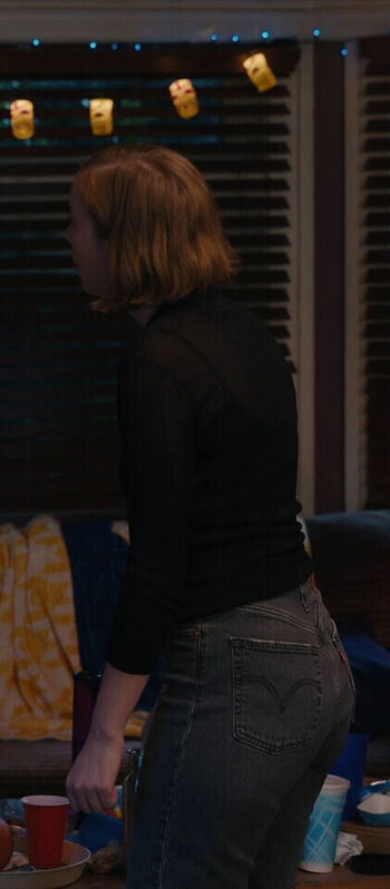 Full leaked Hannah einbinder page private photo