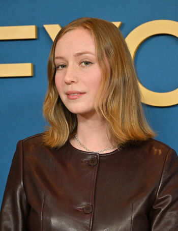 Full leaked Hannah einbinder private photo