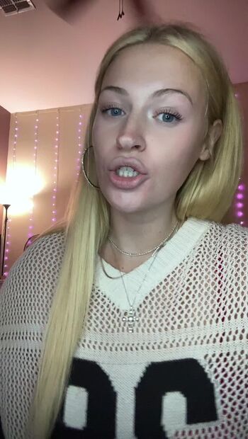Full leaked Hannah grace private photo