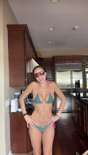 Hannah Lee