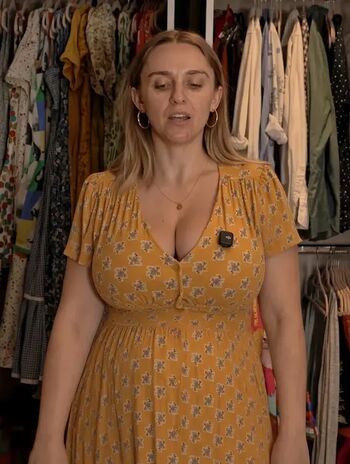 Hannah Witton