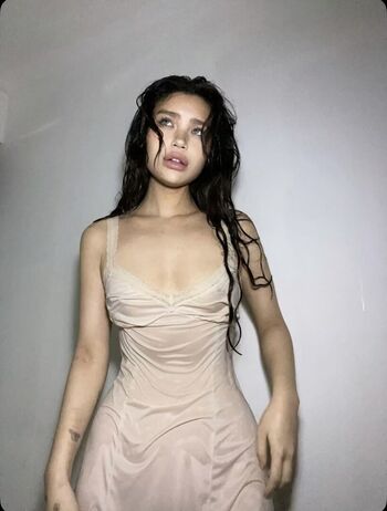 Full leaked Hannahkae private photo