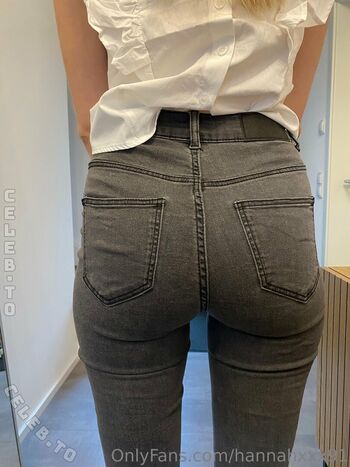 Full leaked Hannahxxx private onlyfans photo