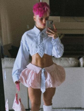 Full leaked Harley hudson private photo