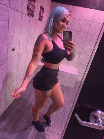 Full leaked Harleykaexo private photo