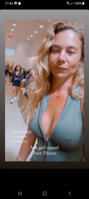 Full leaked Harperbeing private photo