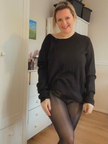 Full leaked Harrietswanfree private photo