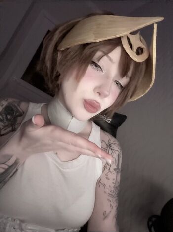 Full leaked Harutany page private photo