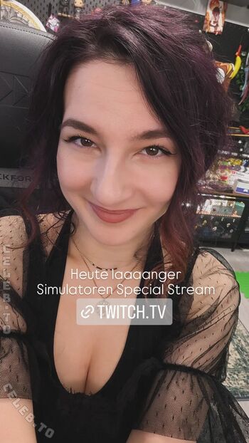 Full leaked Haselnuuuss private photo