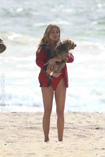 Hassie Harrison