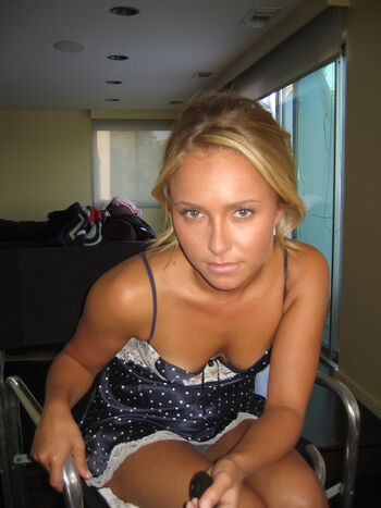 Full leaked Hayden p private photo