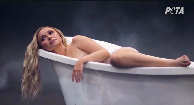 Full leaked Hayden panettiere private photo