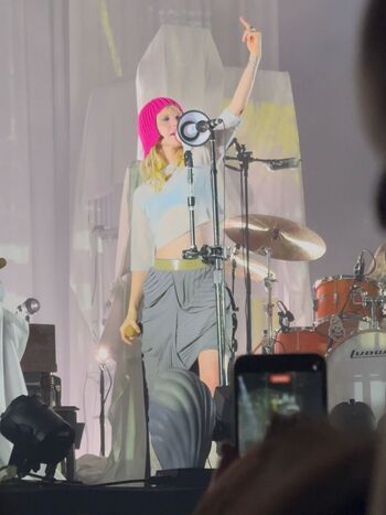Full leaked Hayley williams page private photo