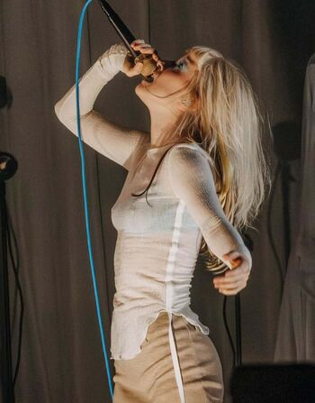 Full leaked Hayley williams page private photo