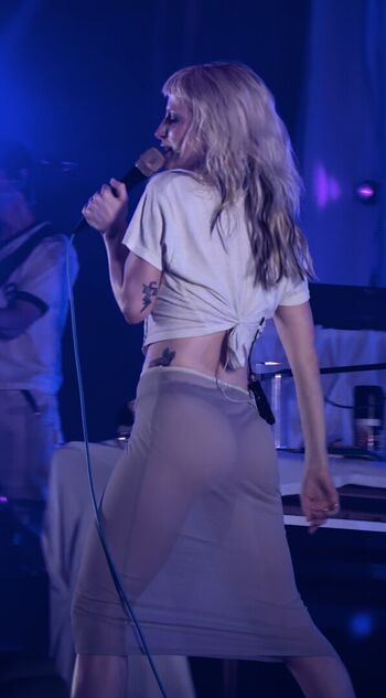 Full leaked Hayley williams page private photo