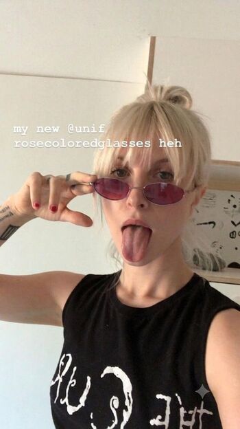 Full leaked Hayley williams page private photo