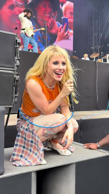 Full leaked Hayley williams page private photo