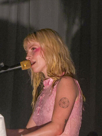 Full leaked Hayley williams private photo
