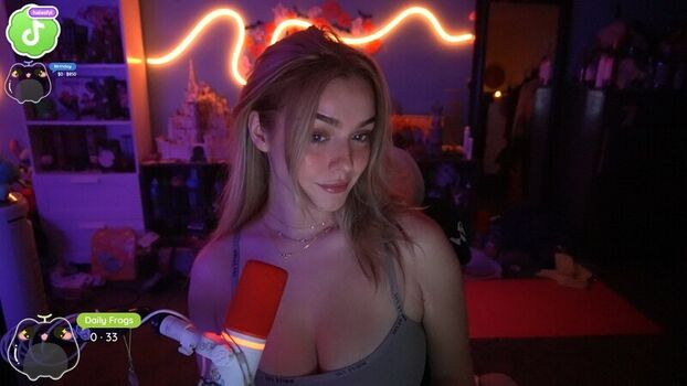 Full leaked Haymartinn private photo